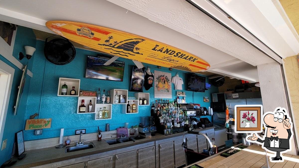 Island Girl Tiki Bar, Treasure Island Opiniones del restaurante