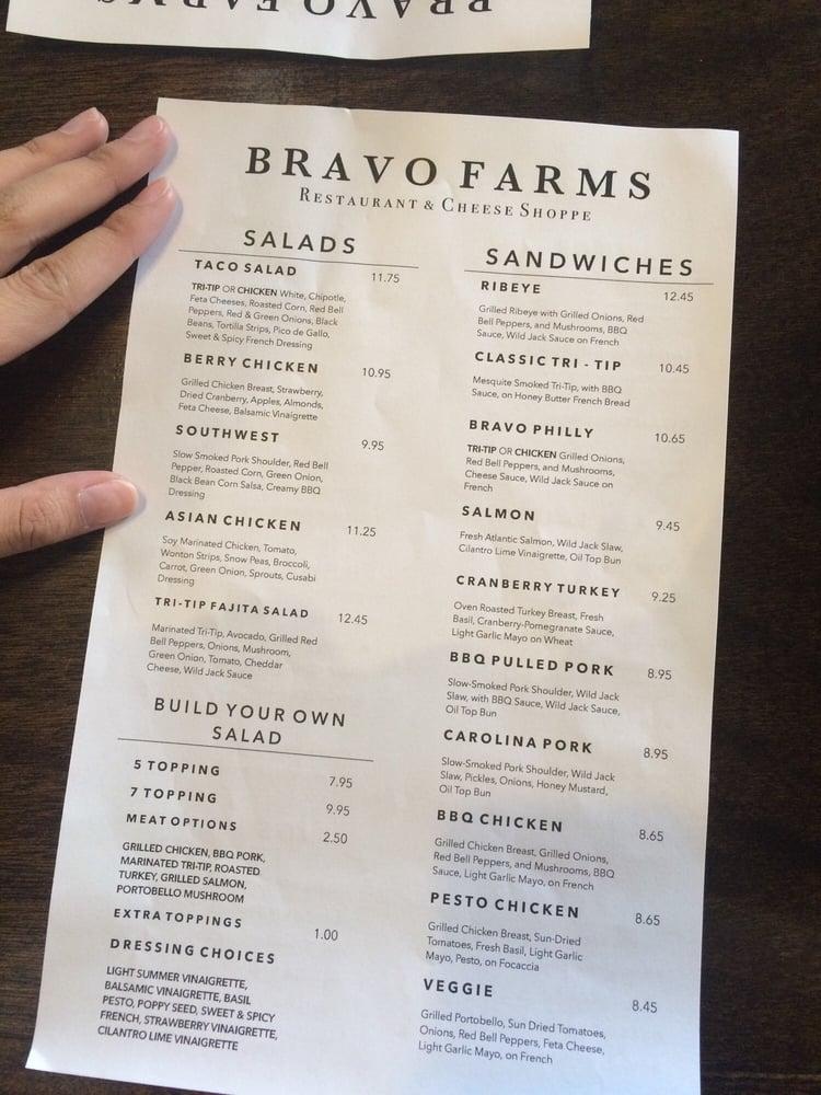 Carta de Bravo Farms Restaurant, Tulare