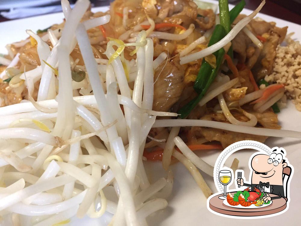 Thai Cuisine, 23 E 16th St in Merced Restaurant menu and reviews