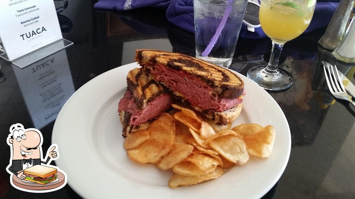 Mountain Ranch Bar and Grille at Coors Field in Denver - Restaurant reviews