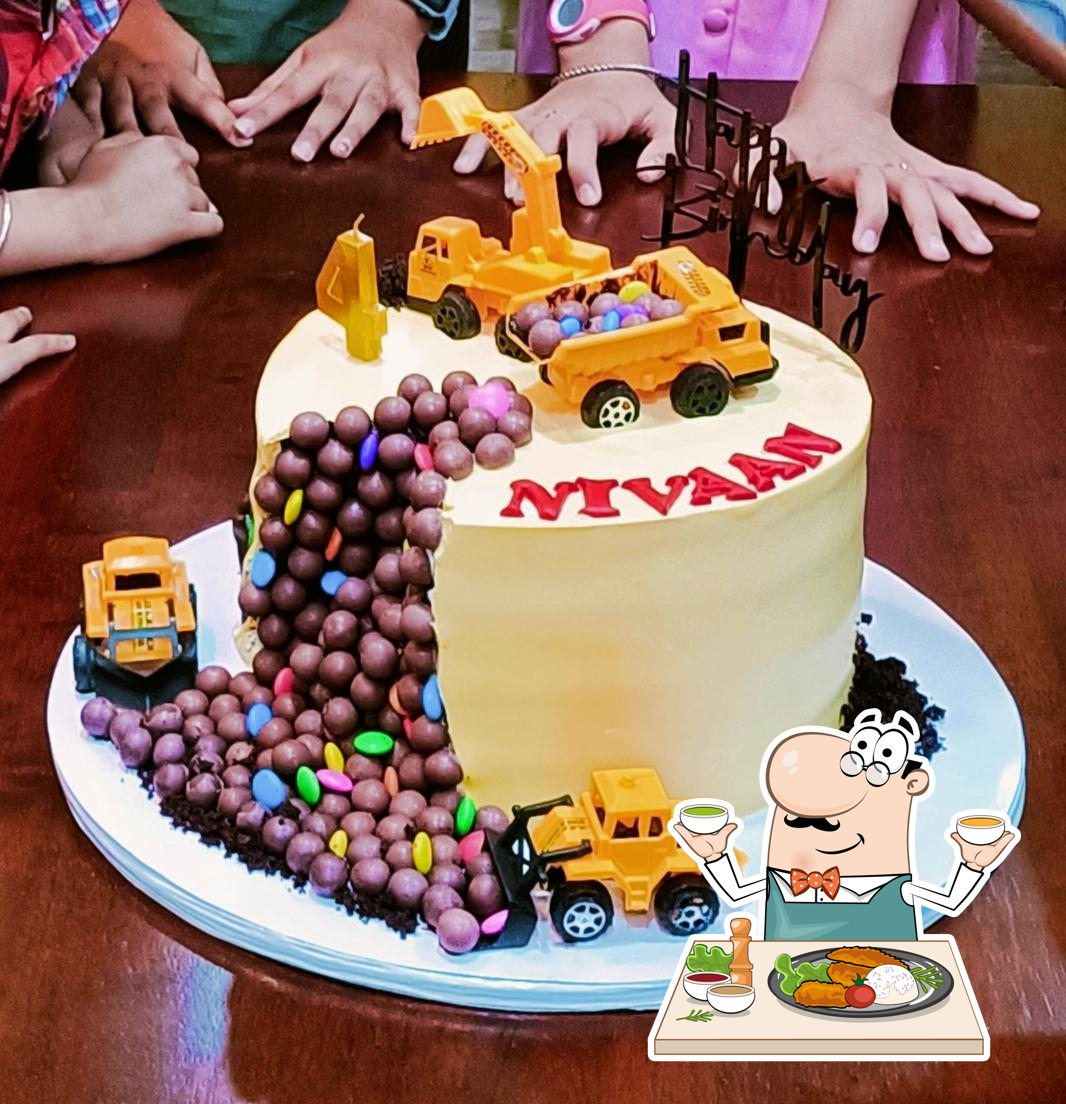 Online Minecraft Game Red Velvet Photo Cake Gift Delivery in UAE - FNP