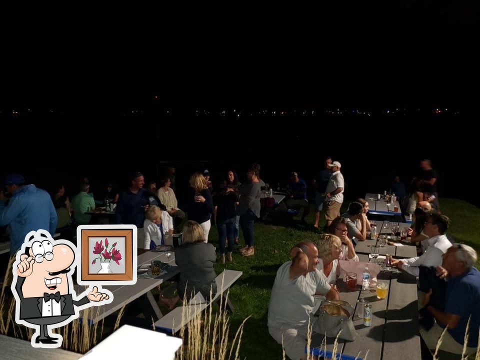 Sunset Pavilion in Lake Zurich Restaurant reviews