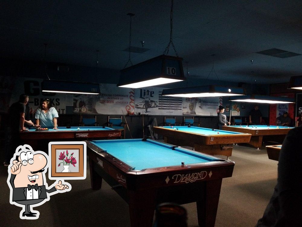Skip & Jan's Sports Bar in Gilbert Restaurant menu and reviews