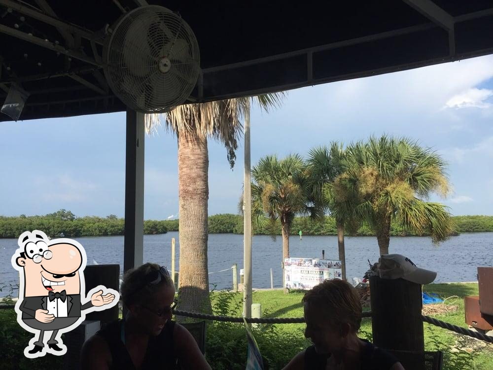 HOOKS WATERFRONT BAR AND GRILL, Ruskin - Restaurant Reviews
