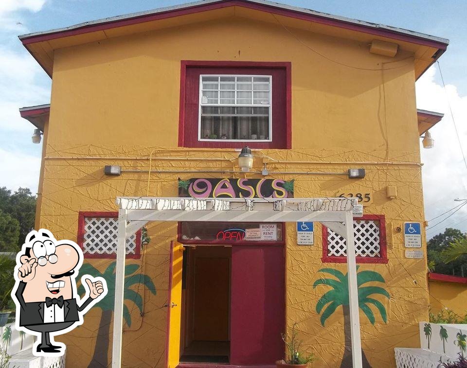 Oasis Lounge in Wabasso