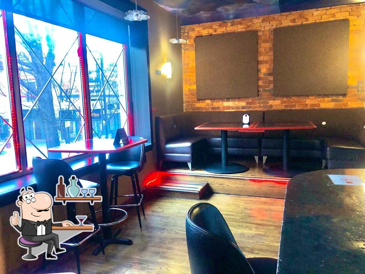 The Cigar Experience Lounge in Greenville Restaurant reviews