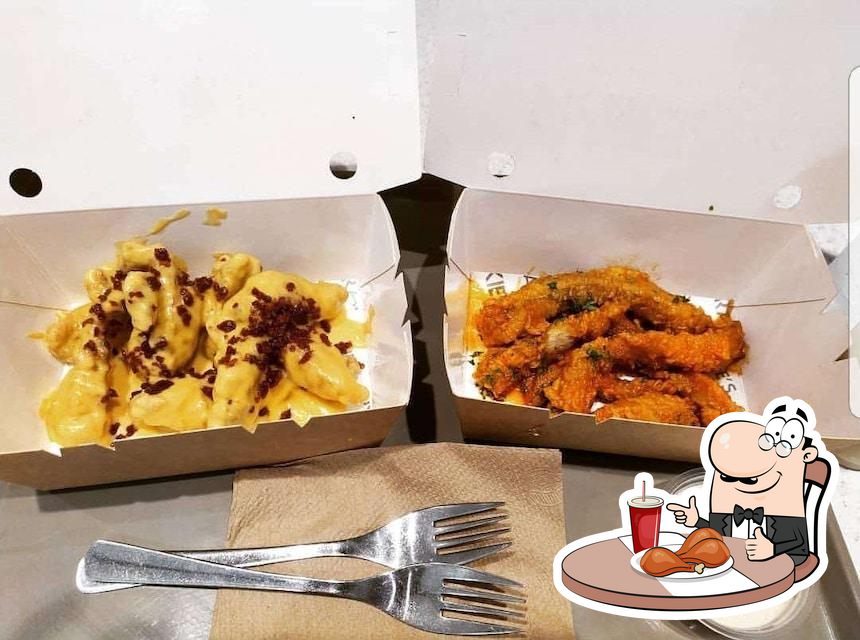 Frankie's New York Buffalo Wings SM Megamall restaurant, Mandaluyong