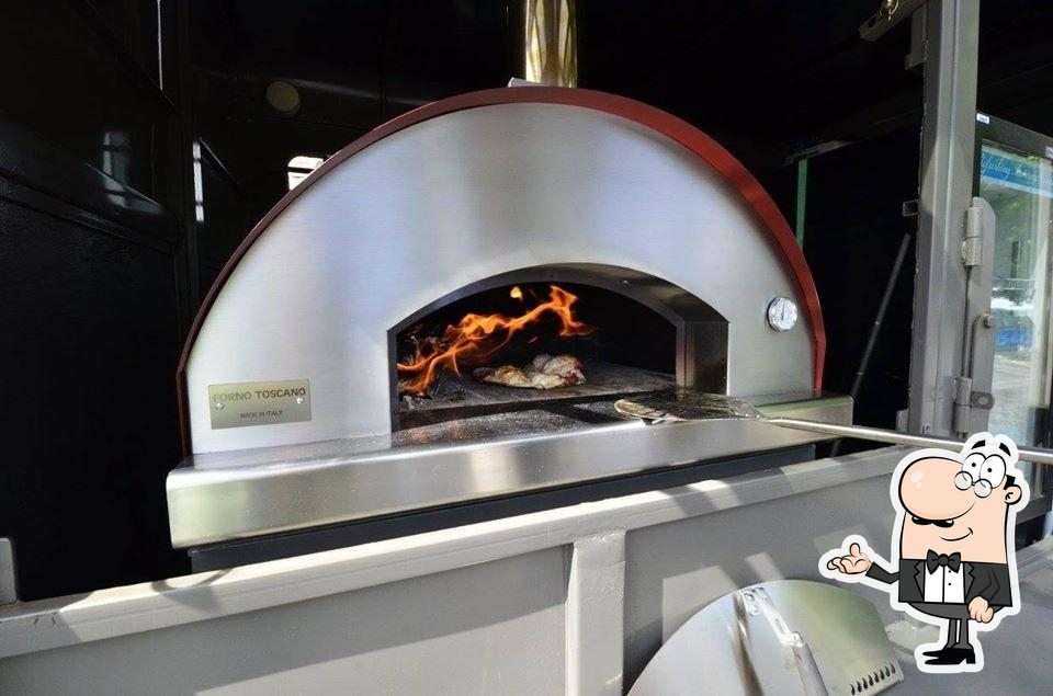 Raging Bull Wood Fired Pizza in Urbana Restaurant reviews