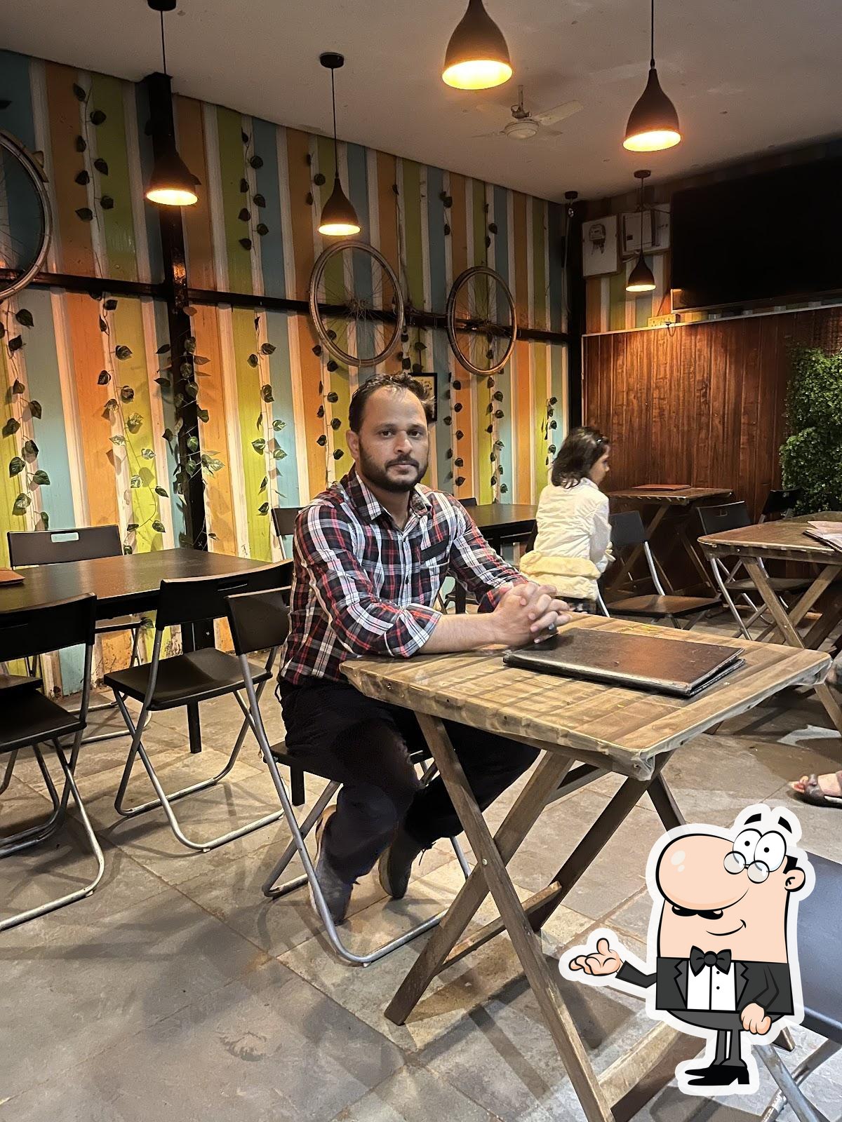 Cafe Juice Junky, Bidar Restaurant reviews