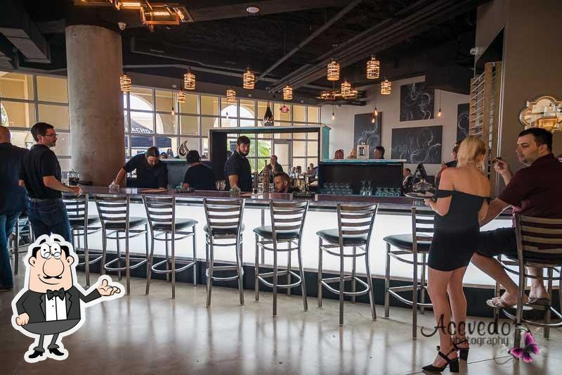 Blend and Barrel, Sanford Opiniones del restaurante