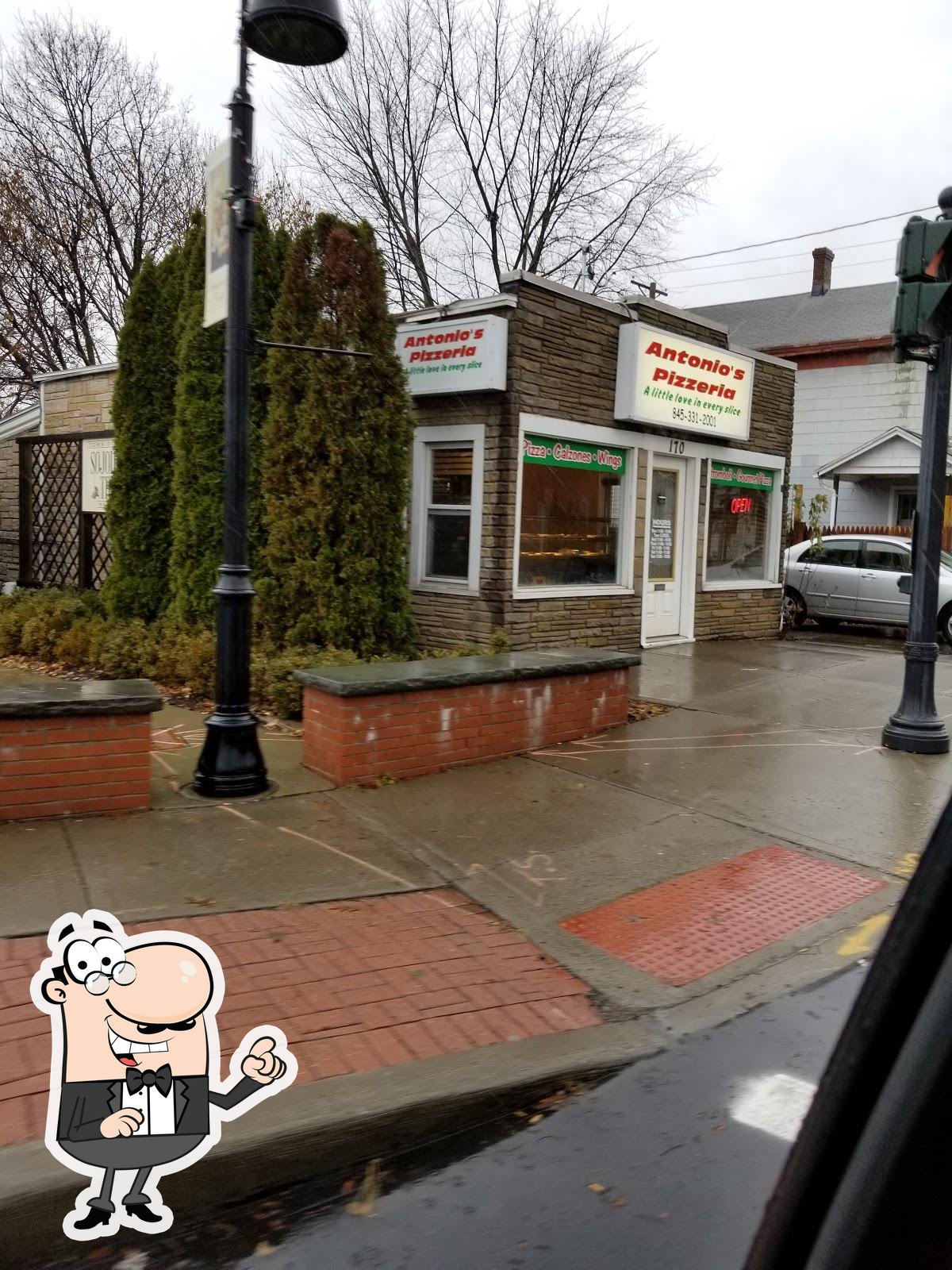 Tony's Pizzeria in Port Ewen Restaurant menu and reviews