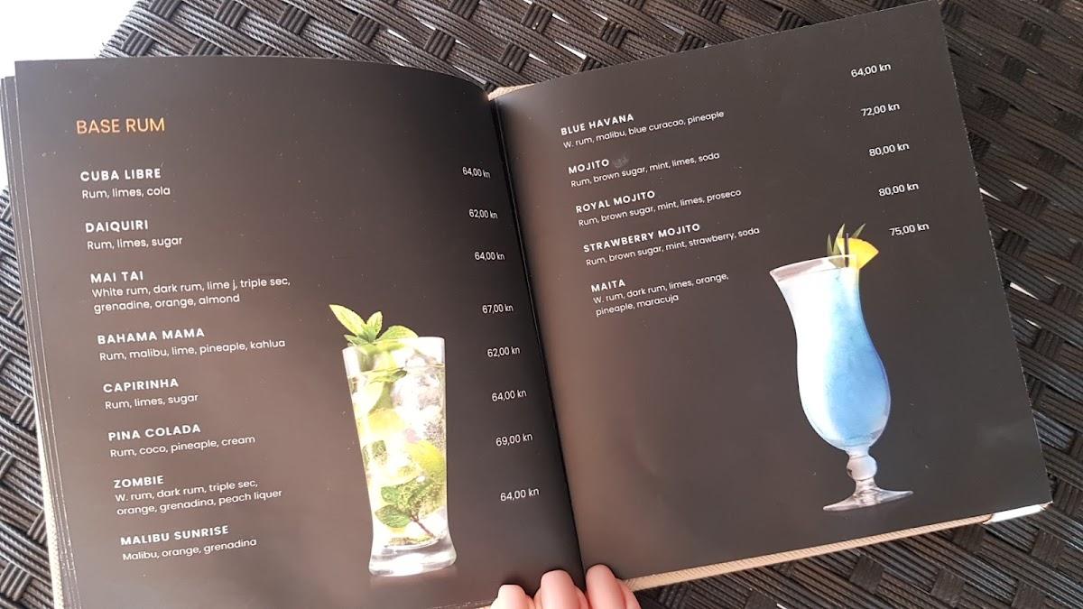 Menu di Caffe Bar Y (SERVING ONLY DRINKS) 