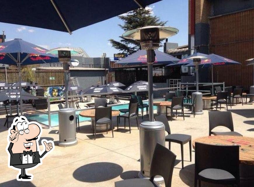 zone-6-venue-pub-bar-soweto-restaurant-reviews