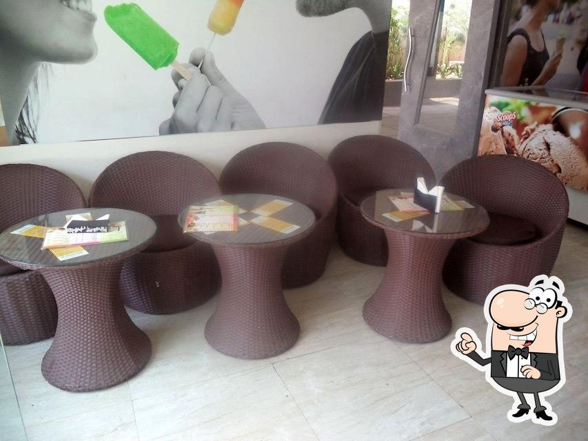 Scoops Ice Cream, Hyderabad, 43114/2/A Restaurant menu and reviews