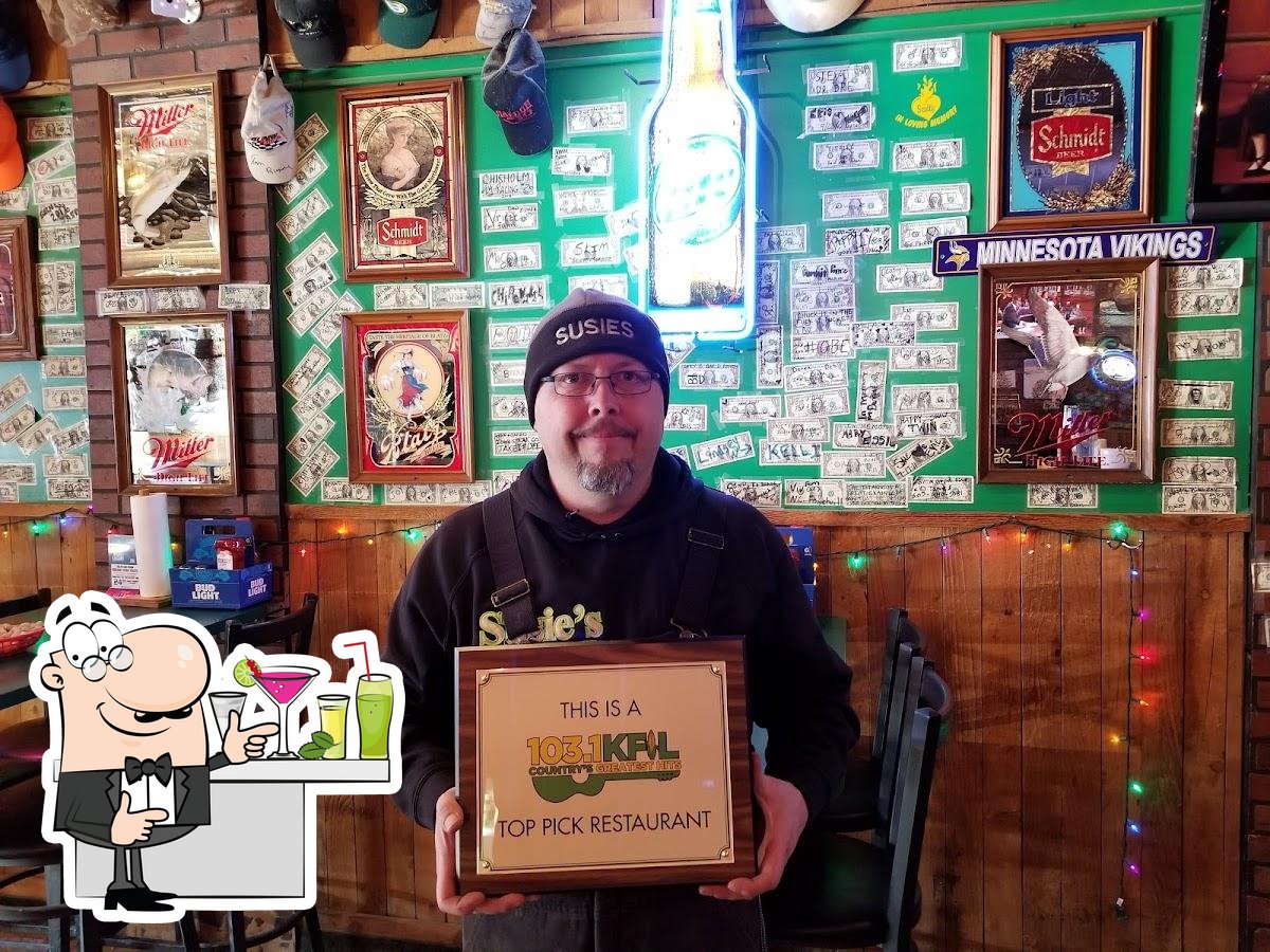 Susie's Roadhouse in Ostrander Restaurant menu and reviews