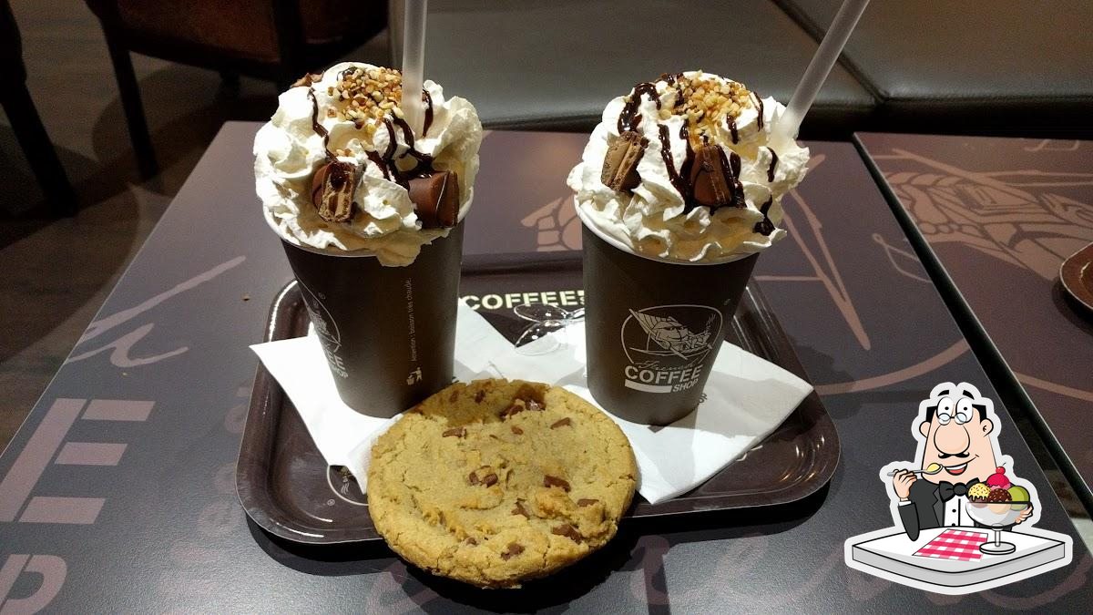 French Coffee Shop pub & bar, Orléans Restaurant reviews