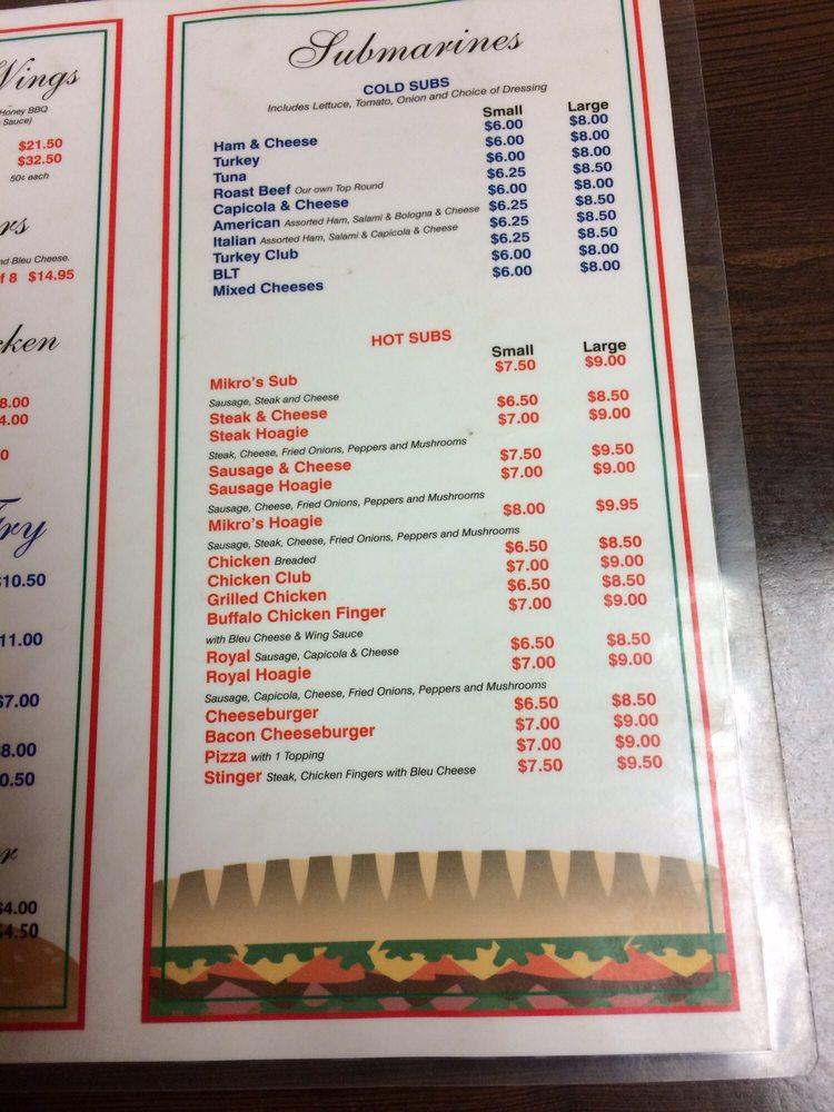 Menu at Donatello's pizzeria, Niagara Falls
