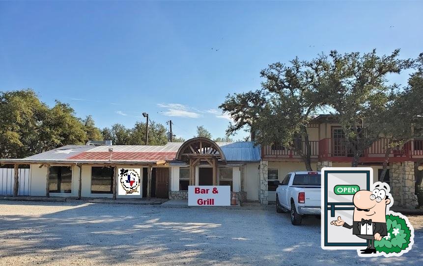 Pipe Creek Roadhouse & Backyard in Pipe Creek - Restaurant menu and reviews
