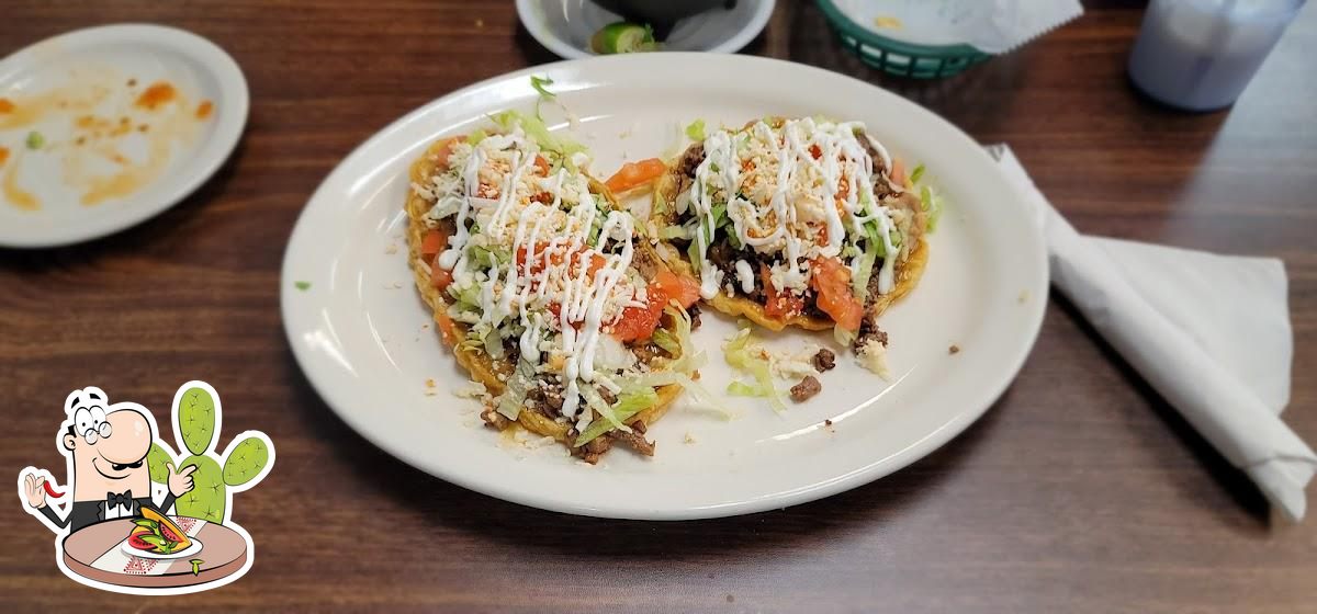 Macho's Grill in Forest Park Restaurant menu and reviews