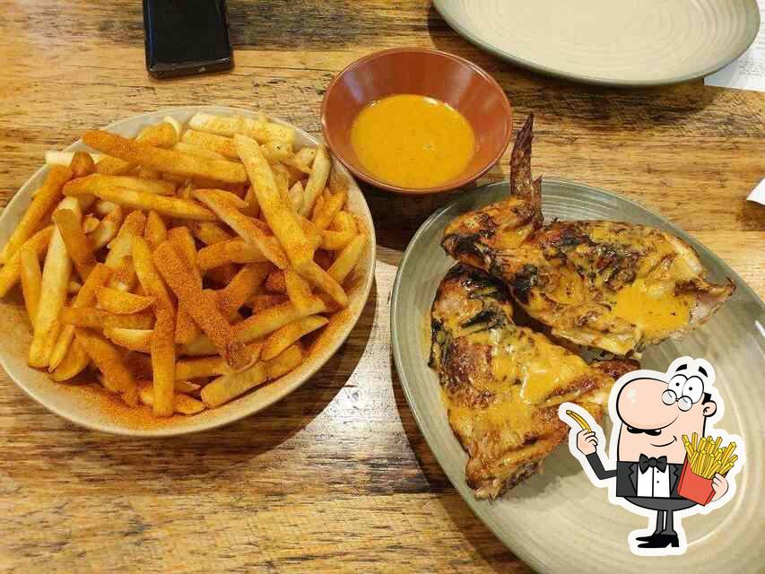 Nando's Fountain Gate, Westfield Fountain Gate, Shop R 1121 Overland Dr in Narre Warren