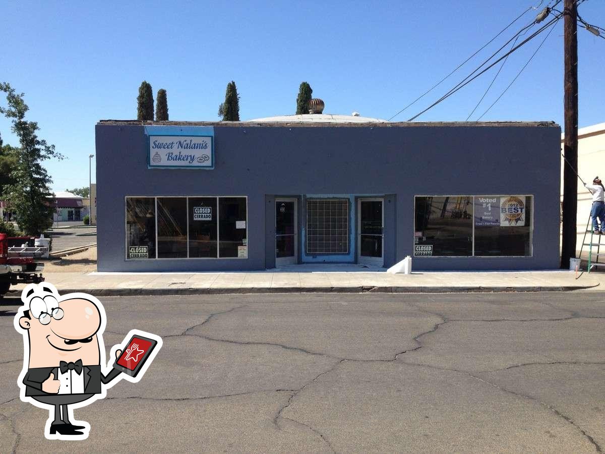 Frank's Fine Pastries in Porterville