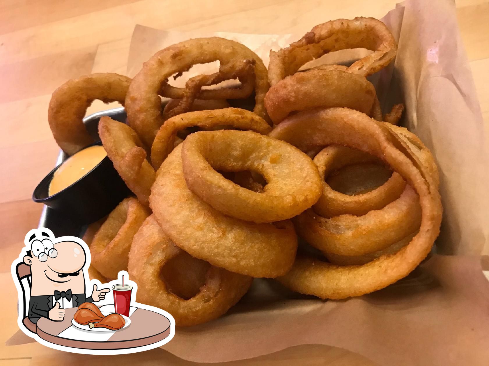 Buffalo Wild Wings, 1450 Ala Moana Blvd Unit 3326 in Honolulu