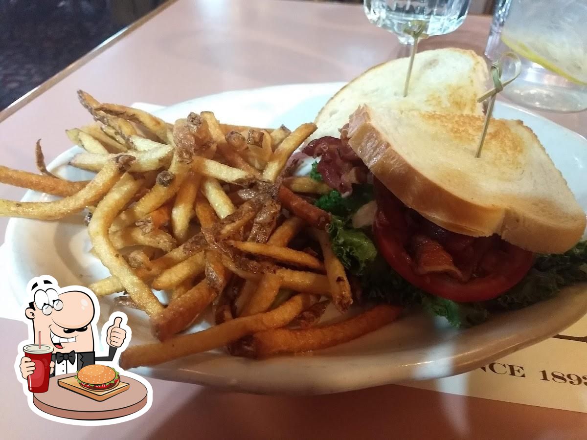 Hotel Wolf in Saratoga - Restaurant menu and reviews