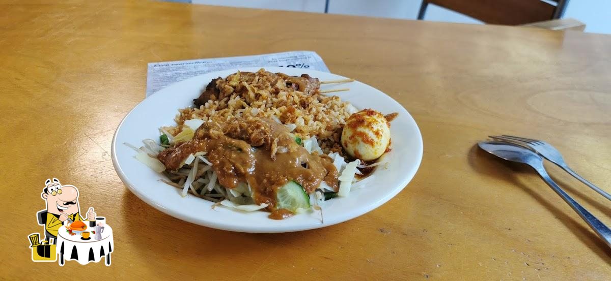 Food at Toko Bandoeng alkmaar