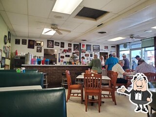 Donzelle's Restaurant in Conway - Restaurant menu and reviews