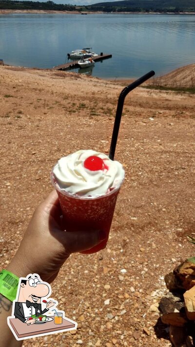 Comida em Ilha da Fantasia - Capitólio/MG