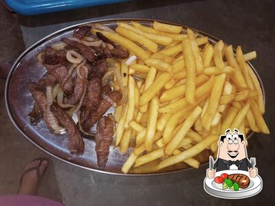 Prove refeições de carne no BAR PATATIVA/PEDRO