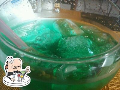 Experimente destilados e outros drinques alcoólicas