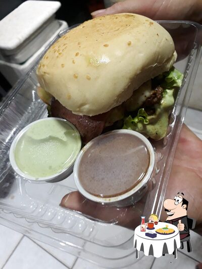 Praia burger serve uma infinidade de opções para os amantes dos hambúrgueres
