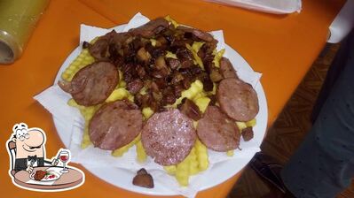 Refeições de carne são disponibilizados no Jp Lanches Minas Novas MG