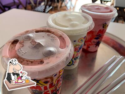 Pit Stop Açaí e Sorvetes oferece uma seleção de pratos doces