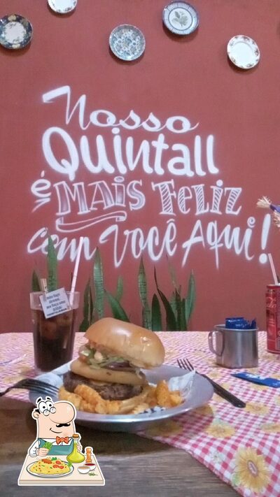 Comida em Quintall Gastronômico
