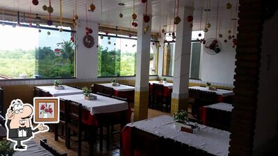 Veja imagens do interior do Restaurante Frutos do Mar