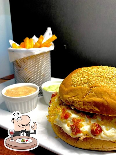 Comida em Gotham Hamburgueria
