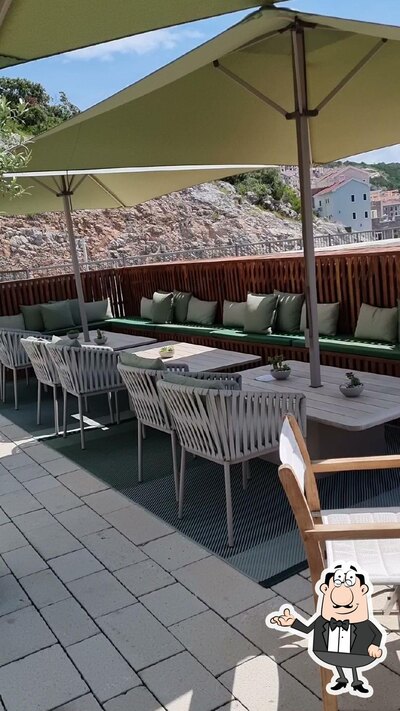 Découvrez l'intérieur de Zen Sea Lounge