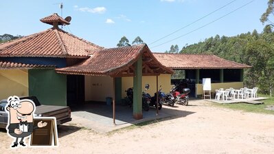 Descubra o exterior do Espaço Rural Pé no Chão