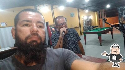 Veja imagens do interior do 300