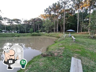 Veja imagens do exterior do Pesque pague e bar do ivonei