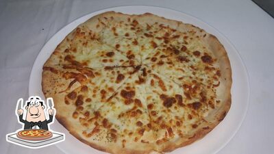 A Terasa Cetate Mamaia, vous pouvez prendre des pizzas