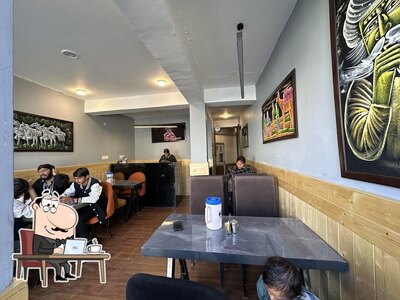 Check out how Florance Cafe looks inside