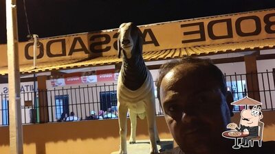 Veja imagens do exterior do Restaurante Bode Assado