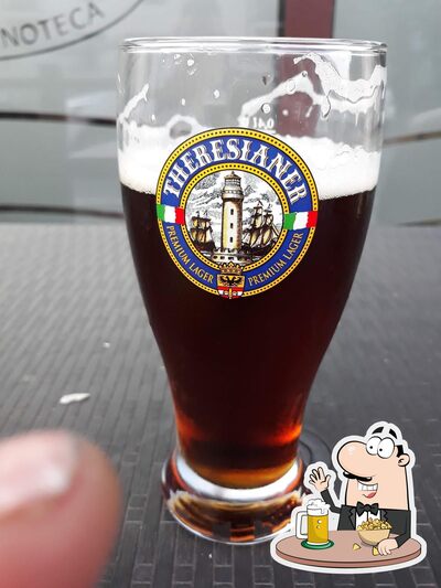 Goditi una bella birra a fine giornata