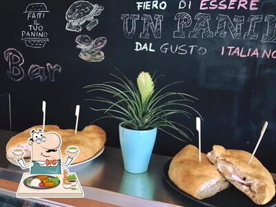 Cibo al Giu.Co's BAR - Tabacchi Polla