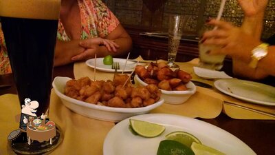 Platos en Pinguim