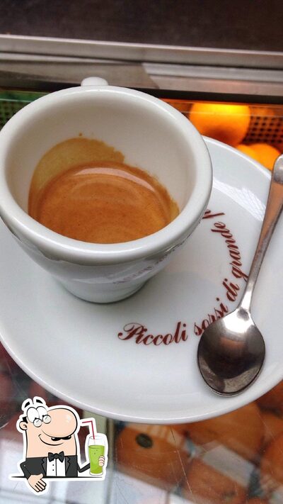 Caffe Lenee offre un'ampia gamma di cose da bere