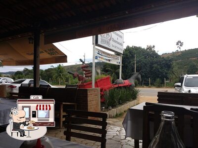 a área exterior é uma característica importante do Churrasco do Burro